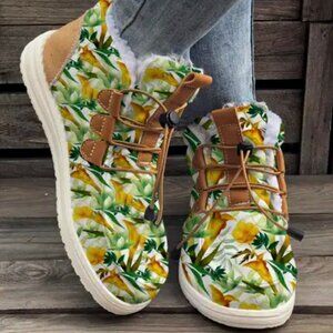 WOMEN: FOREST ANKLE BOOTIES (NWOT)